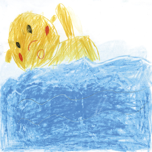 プールで泳いでいる